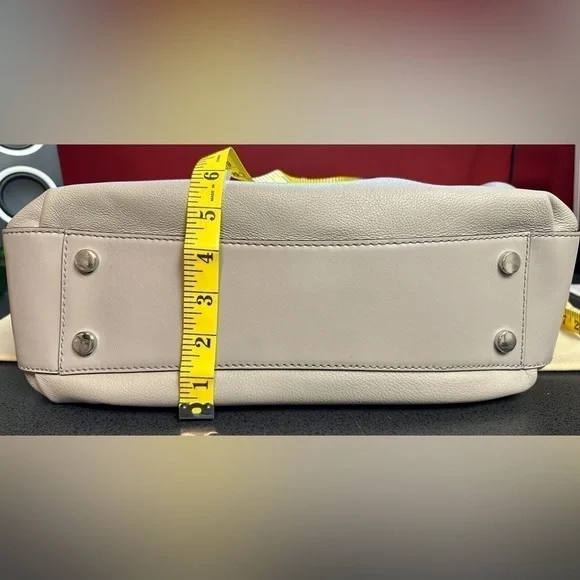 Michael Kors Large Pearl Gray Leather Double Chain Handle Shoulder Bag - Picture 9 of 16